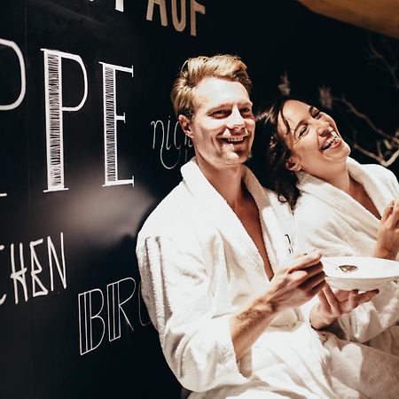 Hotel Kowald Loipersdorf ลอยแพร์ดอร์ฟ เบ เฟิร์สเทนเฟลด์ ภายนอก รูปภาพ