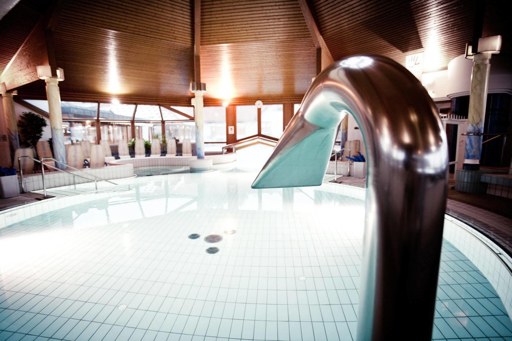 Hotel Kowald Loipersdorf ลอยแพร์ดอร์ฟ เบ เฟิร์สเทนเฟลด์ ภายนอก รูปภาพ